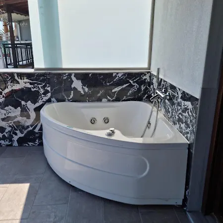 Διαμέρισμα Lux Sea Front Avra *