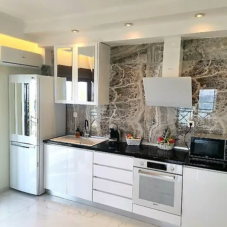 Διαμέρισμα Lux Sea Front Avra Πευκοχώρι