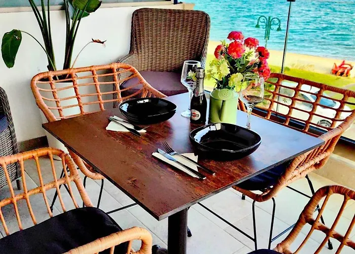 Lux Sea Front Avra